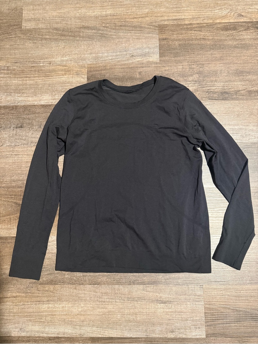 Classic Men's Long-Sleeve Crew Neck Shirt - Black